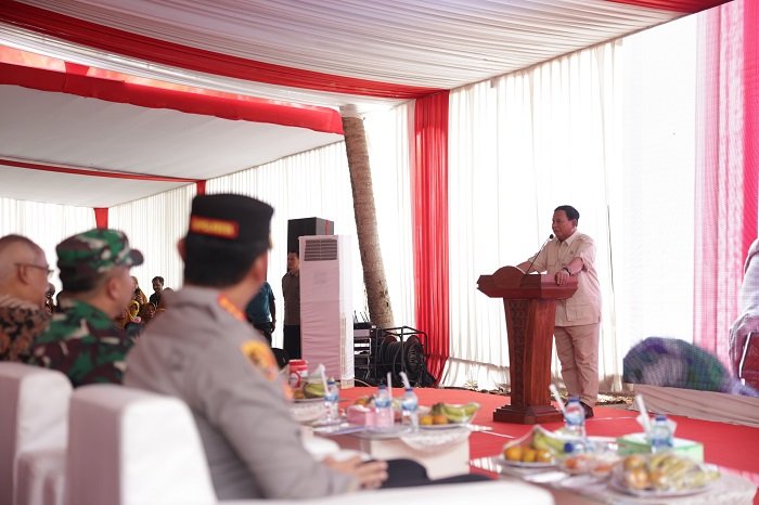 Menteri Pertahanan Prabowo Subianto meresmikan 16 titik bantuan sumber air bersih di 5 wilayah Jawa Tengah. (Dok. Tim Media Prabowo Subianto)