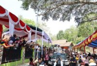 Menteri Pertahanan Prabowo Subianto saat meresmikan lima titik bantuan sumber air bersih yang berpusat di Desa Pamupukan, Kabupaten Kuningan, Jawa Barat. (Dok. TIm Media Prabowo Subianto)

