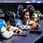 Cawapres nomor urut 2, Gibran Rakabuming Raka unjuk gigi dalam permainan Mobile Legends (ML) bareng gamers Meyden, Catheeez, dan Raffi Ahmad di ICE, BSD. (Dok. TKN Prabowo - Gibran)