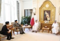 Presiden dan Wakil Presiden terpilih Prabowo Subianto dan Gibran Rakabuming menemui pemimpin negara Qatar atau Emir Qatar, Sheikh Tamim bin Hamad Al Thani. (Dok. Tim Media Prabowo)