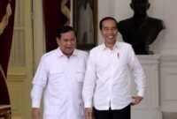 Presiden RI Joko Widodo bersama Menteri Pertahanan sekaligus presiden RI terpilih Prabowo Subianto. (Dok. setkab.go.id)

