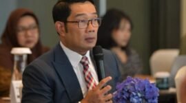 Mantan Gubernur Jawa Barat Ridwan Kamil menjalani tes DNA sebagai bentuk tanggung jawab atas tuduhan yang viral di media sosial. (Facebook.com Ridwan Kamil)